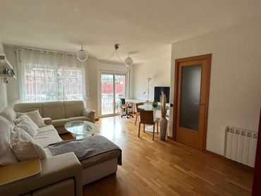 Flat with lift for sale in Castell - Poble Vell
