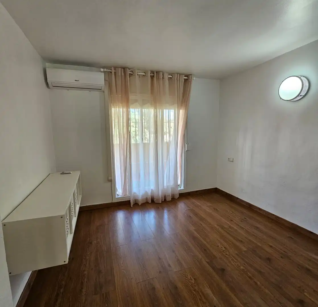 Appartement compact avec piscine à louer à Calahonda, imagen 3
