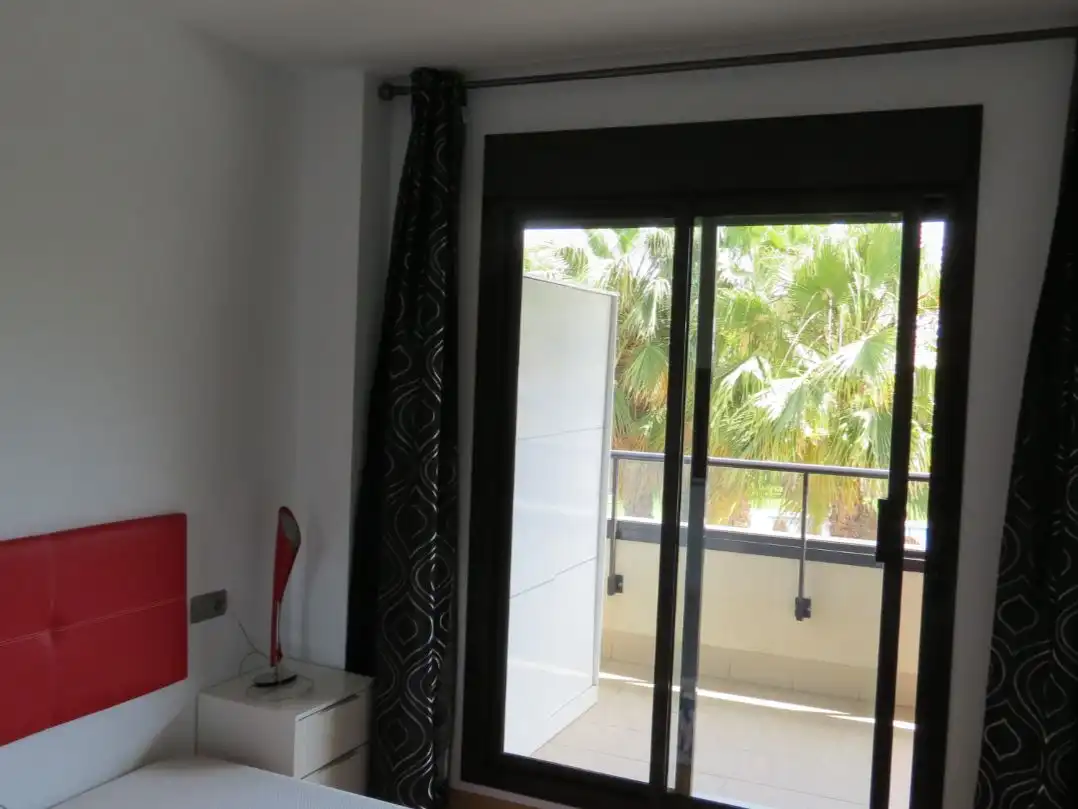 Habitación de Piso en venta en Vilanova i la Geltrú con Aire acondicionado, Terraza y Balcón