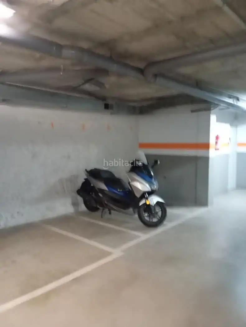 Moto à vendre à Carrer d'Aragó 51