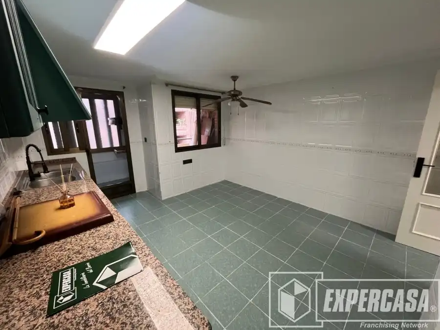 Flat with lift for sale in Zona Avenida al Vedat, imagen 4