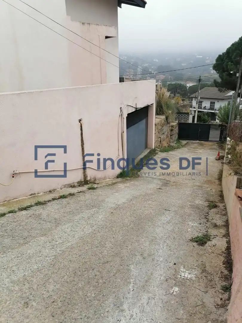 Detached house with garden for sale in Montbarbat, imagen 2