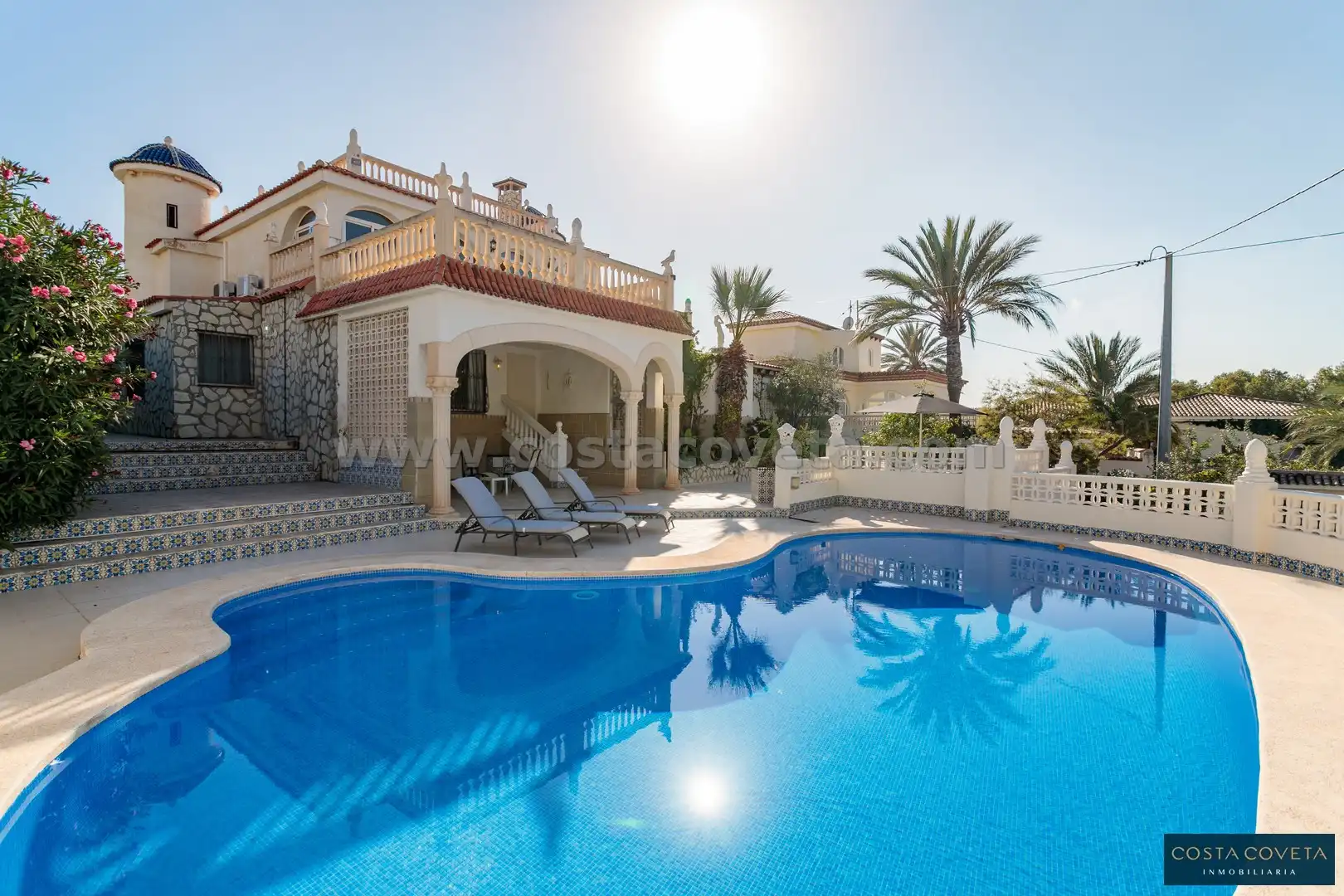 Exterior view of Houses for sale in El Campello  with Air Conditioner, Private garden and Terrace