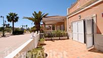 Vista exterior de Casa adosada en venda en Chilches / Xilxes amb Terrassa