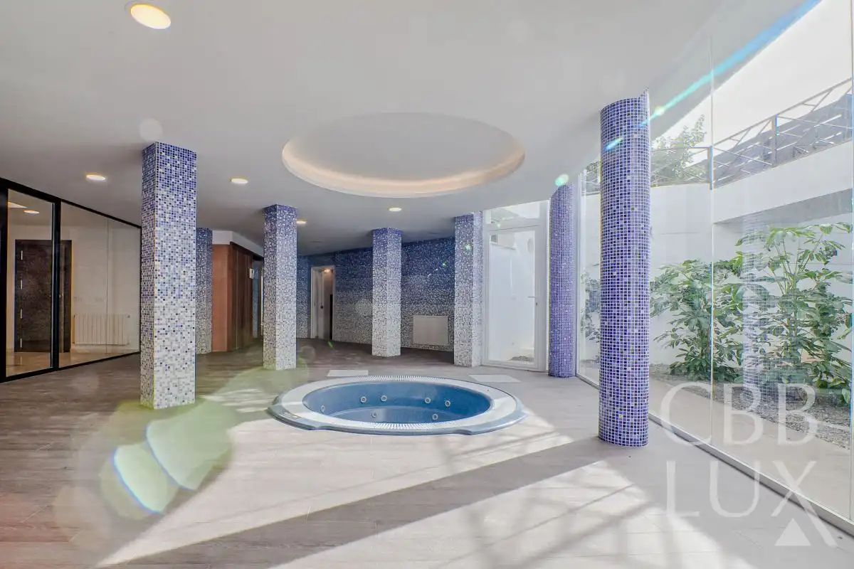 Chalet con terraza en venta en Pueblo - Urbanizaciones, imagen 38
