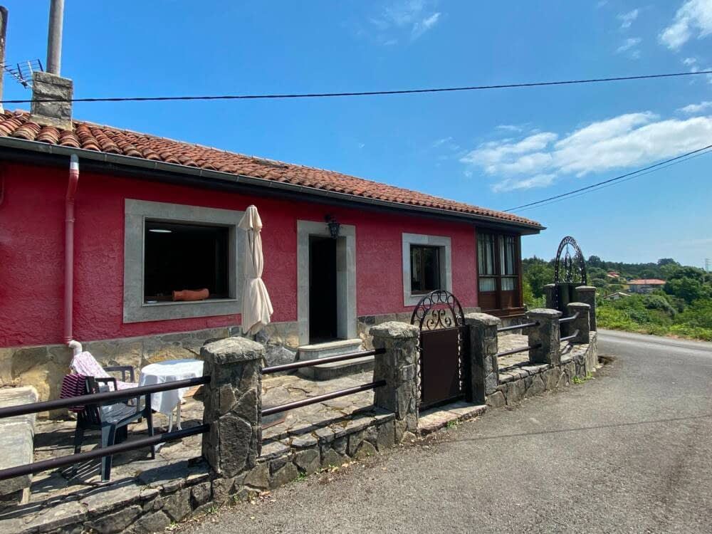 Exterior view of House or chalet for sale in Ribadesella  with Terrace, Storage room and Furnished