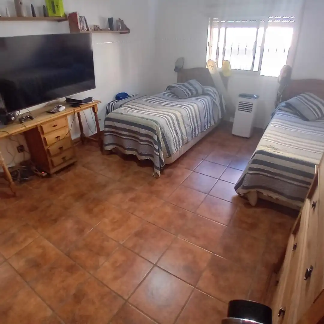 Casa adosada en venta en Algeciras, Cádiz