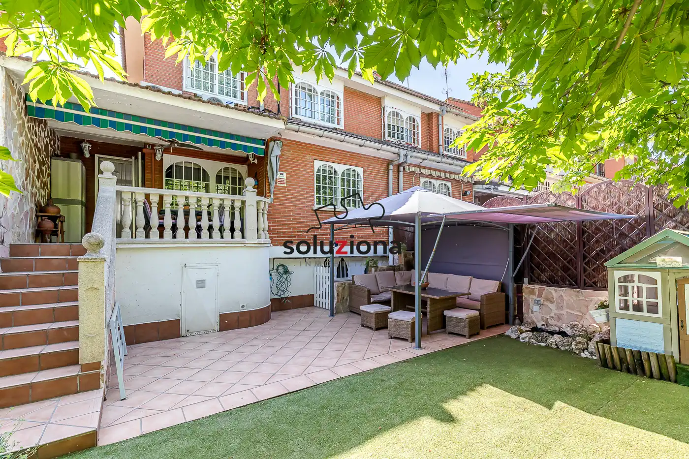 Terrassa de Casa adosada en venda en Getafe amb Aire condicionat, Calefacció i Jardí privat