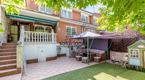 Foto 3 de Casa adosada en venta en Calle de Groenlandia, Perales del Río, Getafe