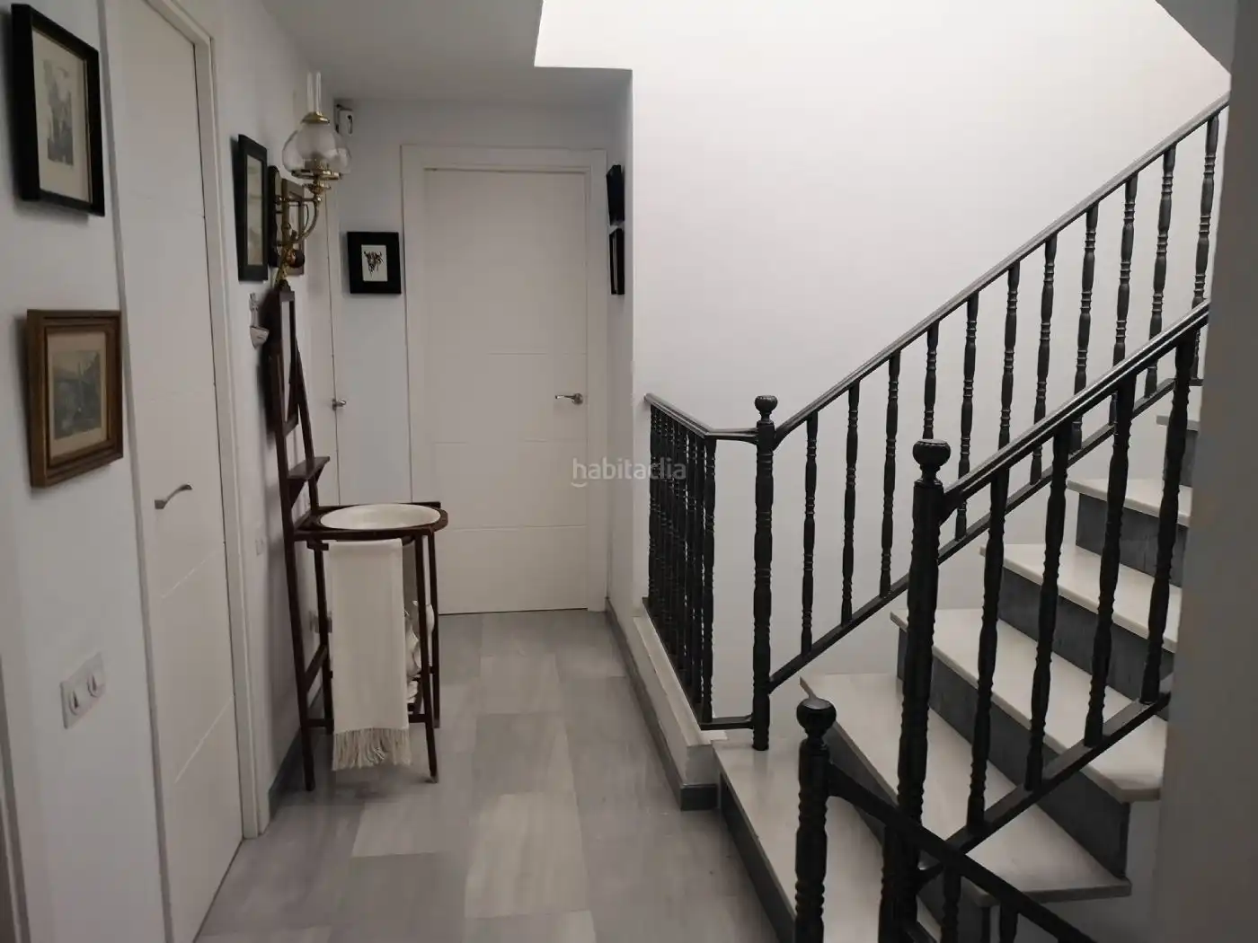 Habitatge amb piscina en venda a Calle Manuel de Falla 48, imagen 3