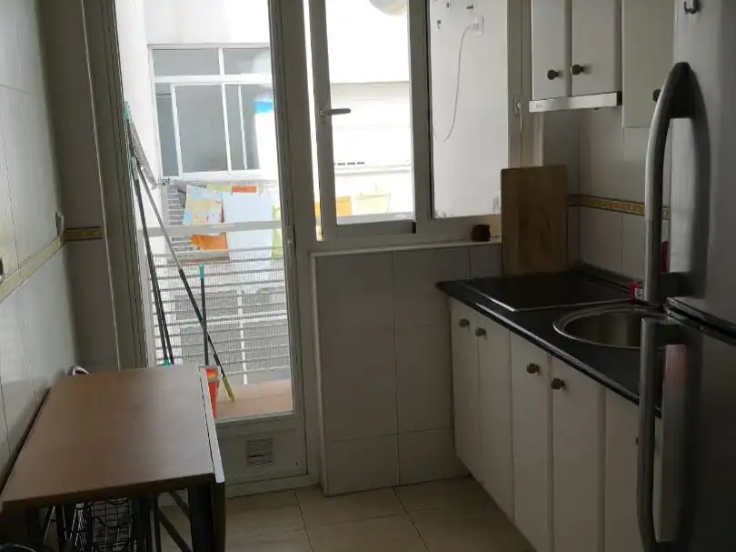 Cuina de Pis de lloguer en Málaga amb Aire condicionat, Calefacció i Terrassa