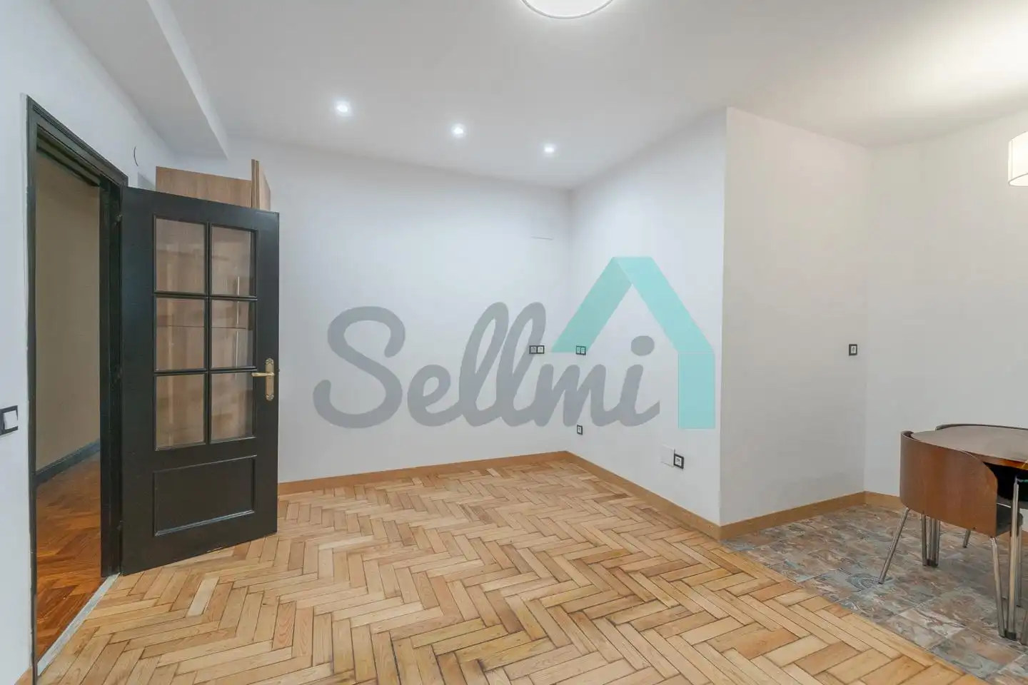 Piso en venta en Oviedo  con Calefacción, Parquet y Terraza