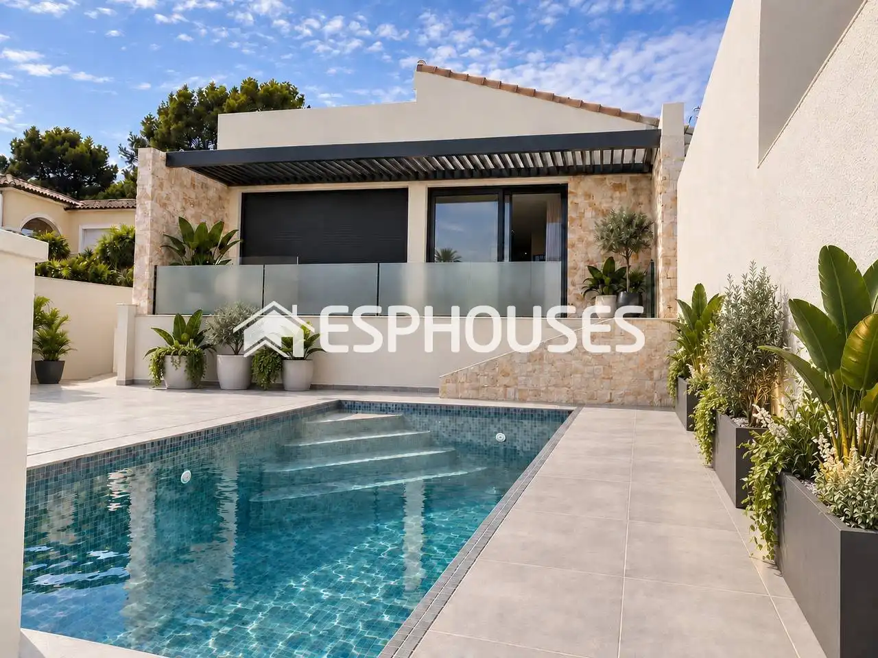 Detached house with pool for sale in Barranco Hondo