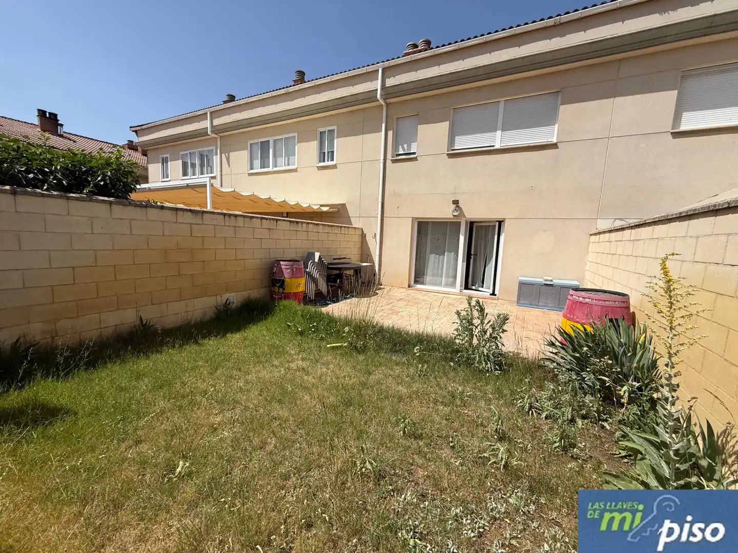 Jardí de Casa adosada en venda en Cabezón de Pisuerga amb Calefacció, Jardí privat i Parquet