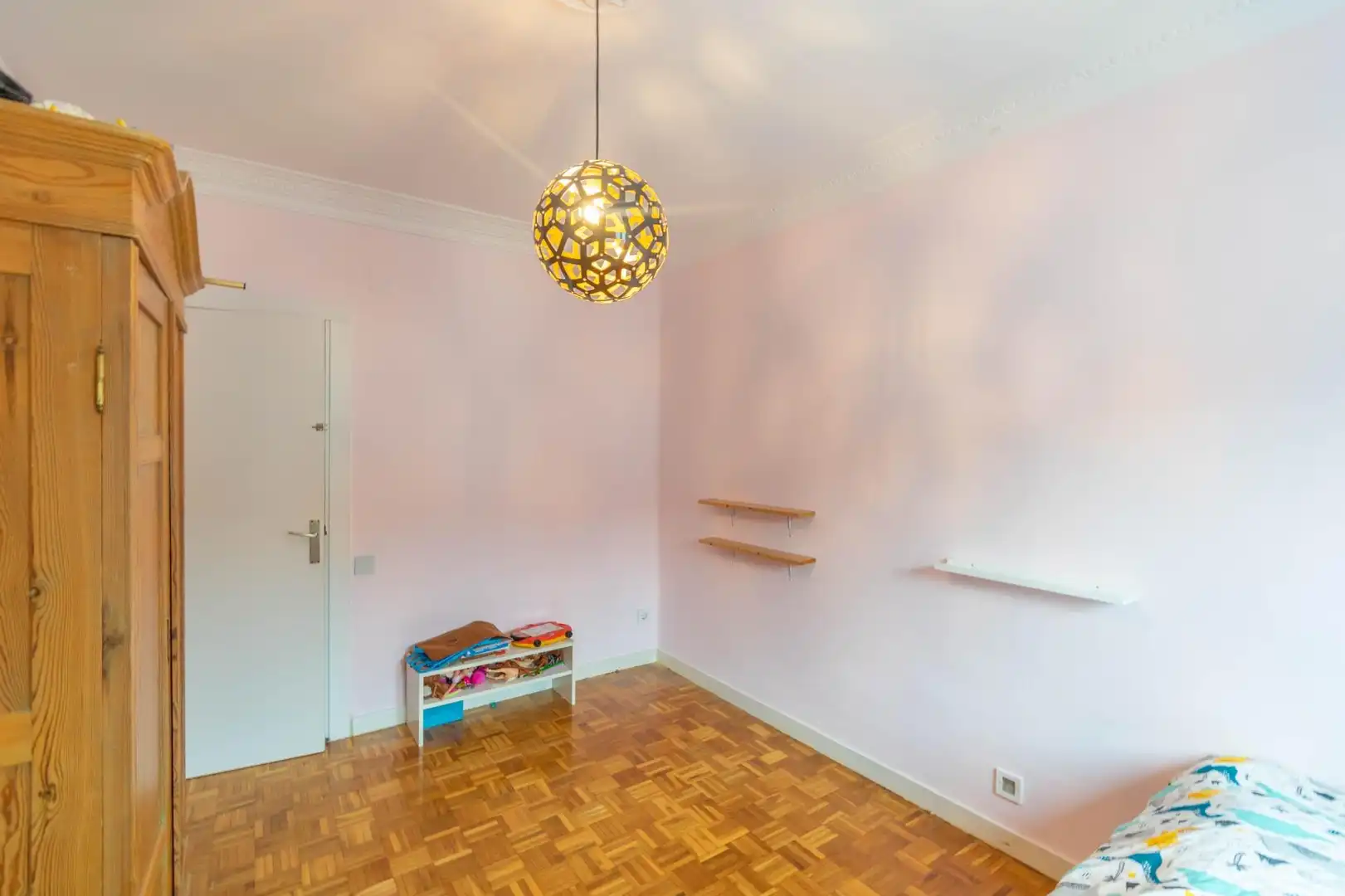 Habitación de Piso en venta en Chantrea
