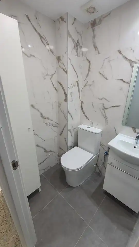 Baño de Piso en venta en Zaragoza con Trastero y Amueblado