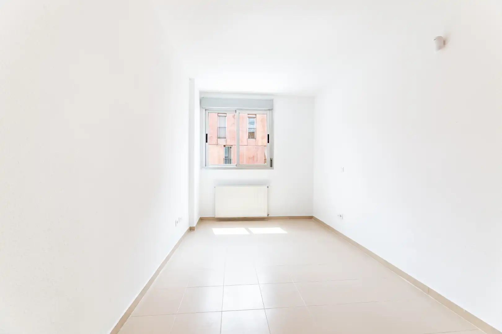 Piso en venta en Madrid con Calefacción, Trastero y Horno