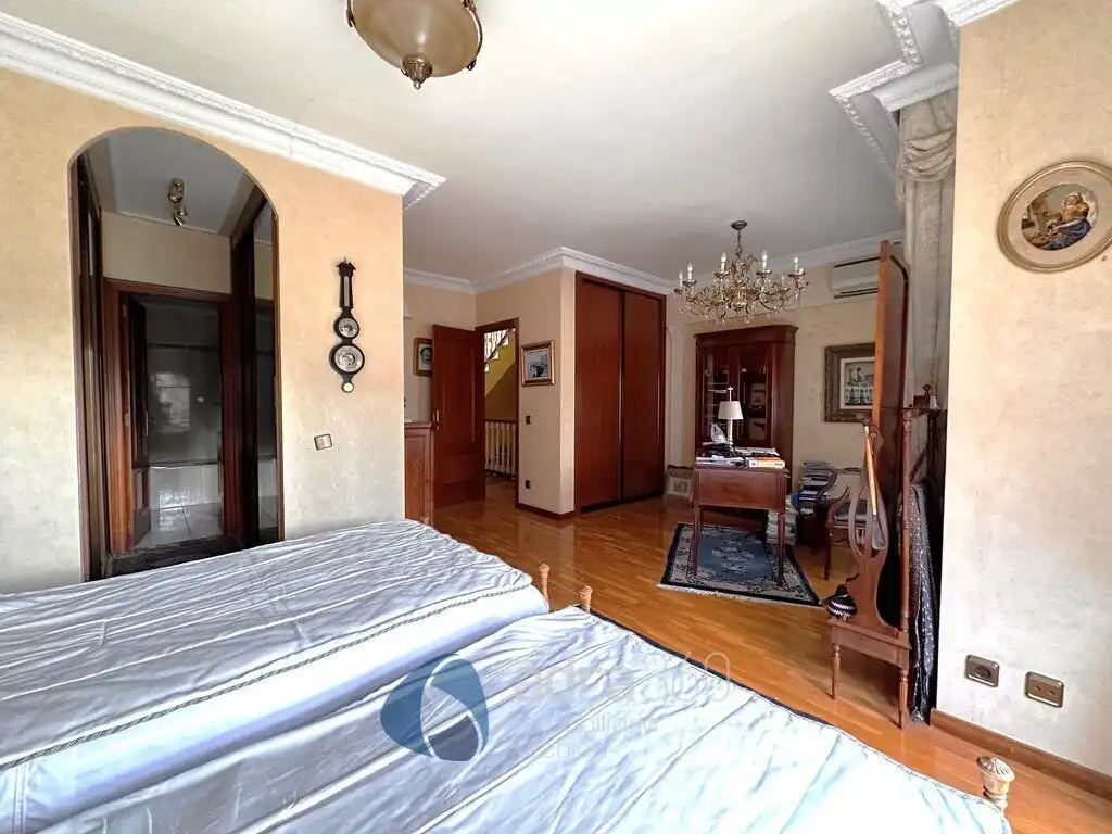 Casa o chalet en venta en  Logroño con Aire acondicionado, Calefacción y Jardín privado