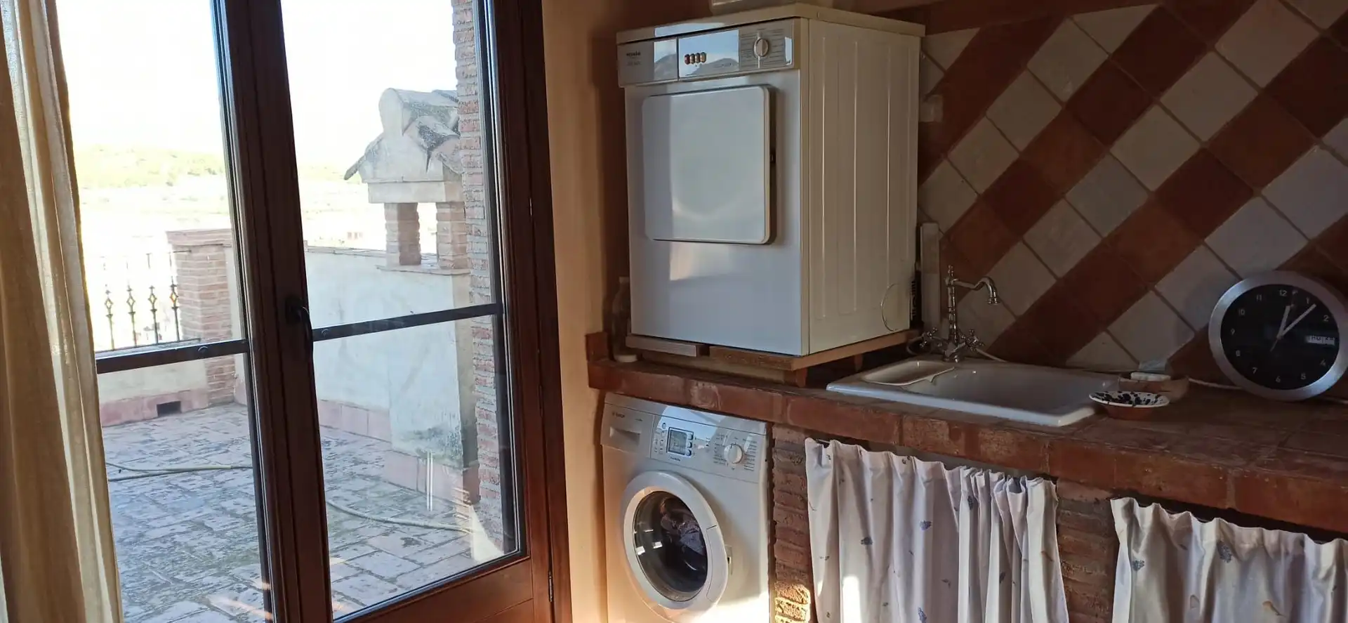 Küche von Einfamilien-Reihenhaus zum Verkauf in El Pinell de Brai mit Klimaanlage, Heizung und Terrasse