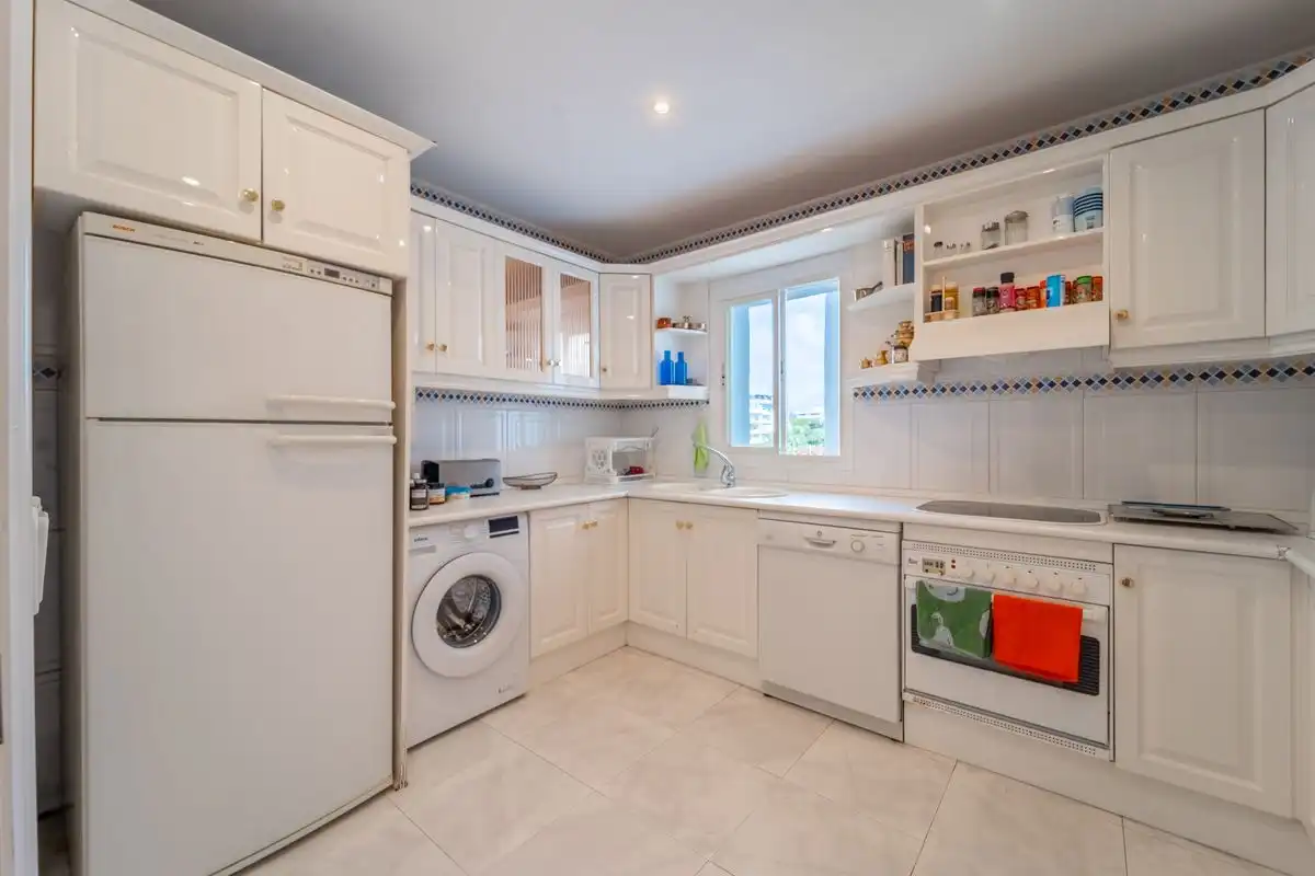 Kitchen of Flat for sale in Marbella  with Air Conditioner, Heating and Private garden