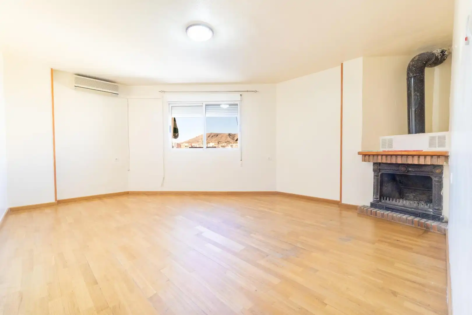 Sala de estar de Piso en venta en Cieza con Aire acondicionado, Terraza y Balcón