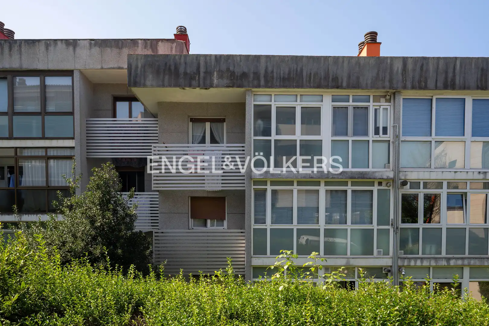 Vista exterior de Pis en venda en Donostia - San Sebastián  amb Calefacció