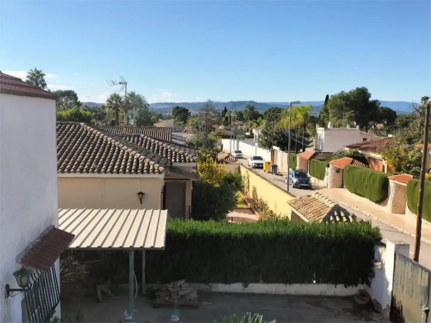 Exterior view of Flat for sale in L'Eliana  with Air Conditioner, Private garden and Parquet flooring