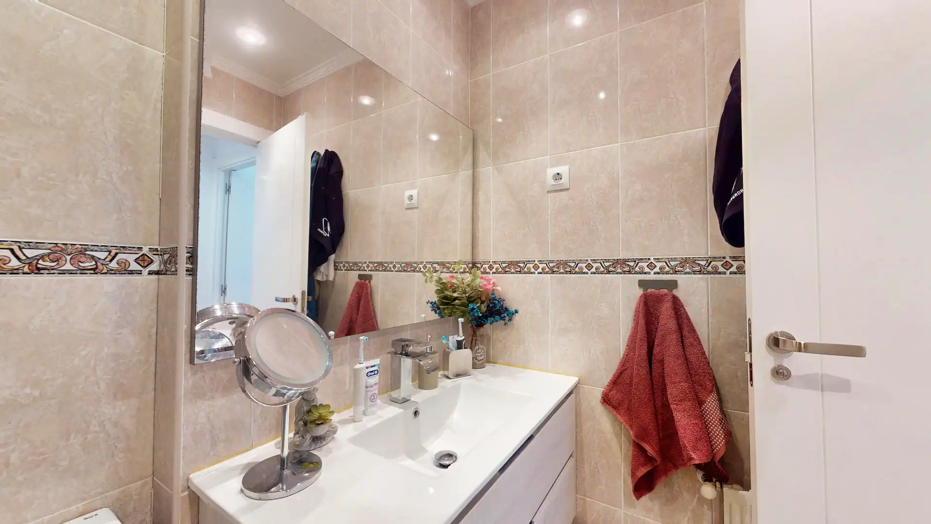 Baño de Piso en venta en Bilbao  con Trastero y Balcón