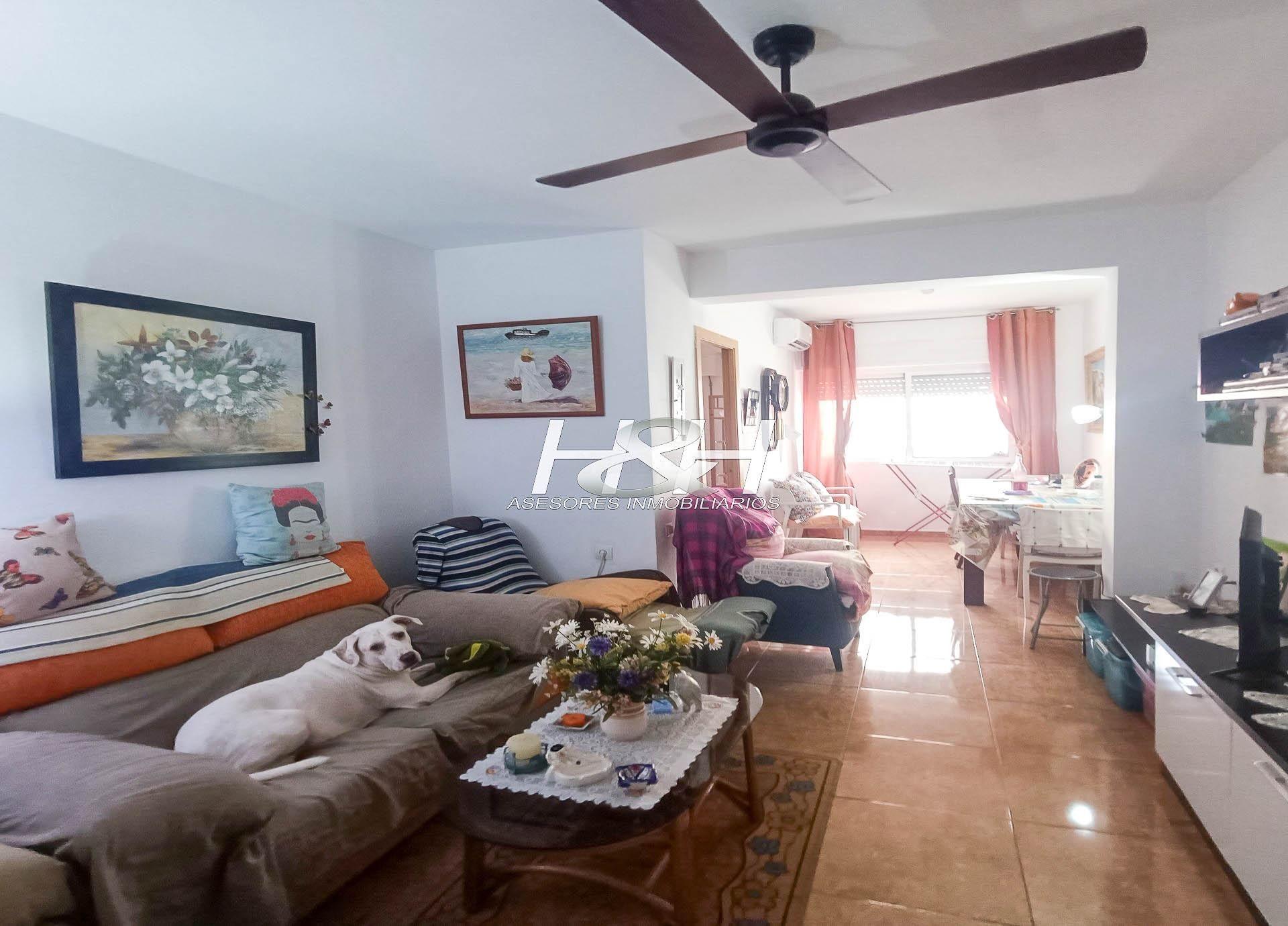 Living room of Flat for sale in Burjassot  with Heating and Terrace