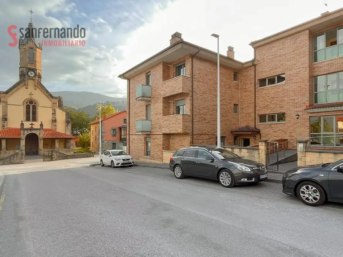 Planta baja en venta en Corvera de Toranzo, Cantabria