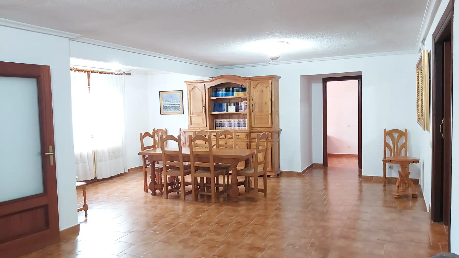Menjador de Casa o xalet en venda en Villaviciosa de Odón amb Aire condicionat, Calefacció i Jardí privat