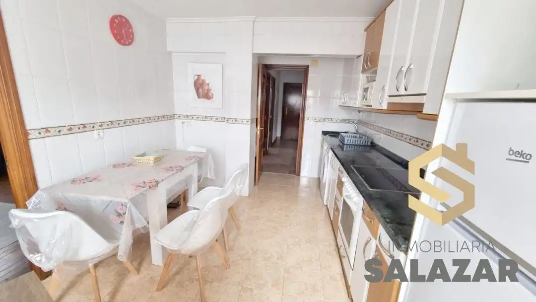 Cocina de Piso de alquiler en Bilbao  con Calefacción