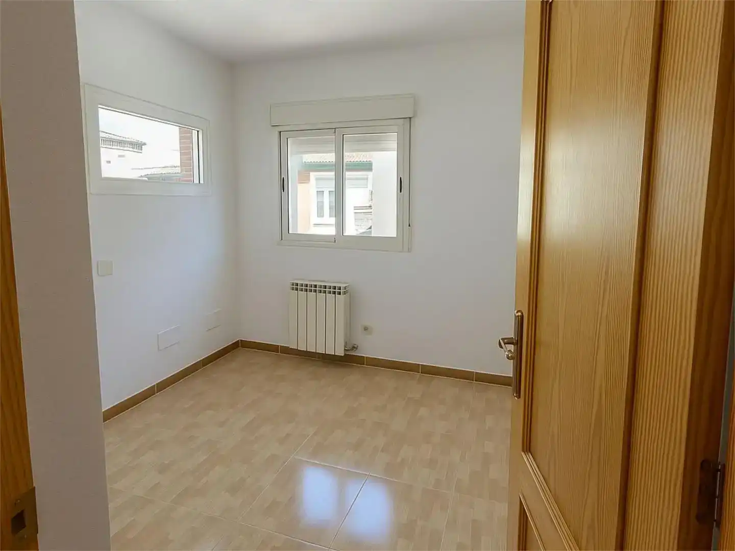 Habitación de Piso en venta en Villacastín con Jardín privado