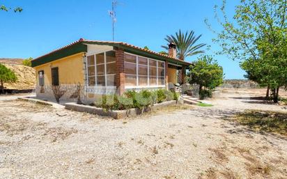 Vista exterior de Casa o xalet en venda en Mutxamel amb Jardí privat, Terrassa i Piscina