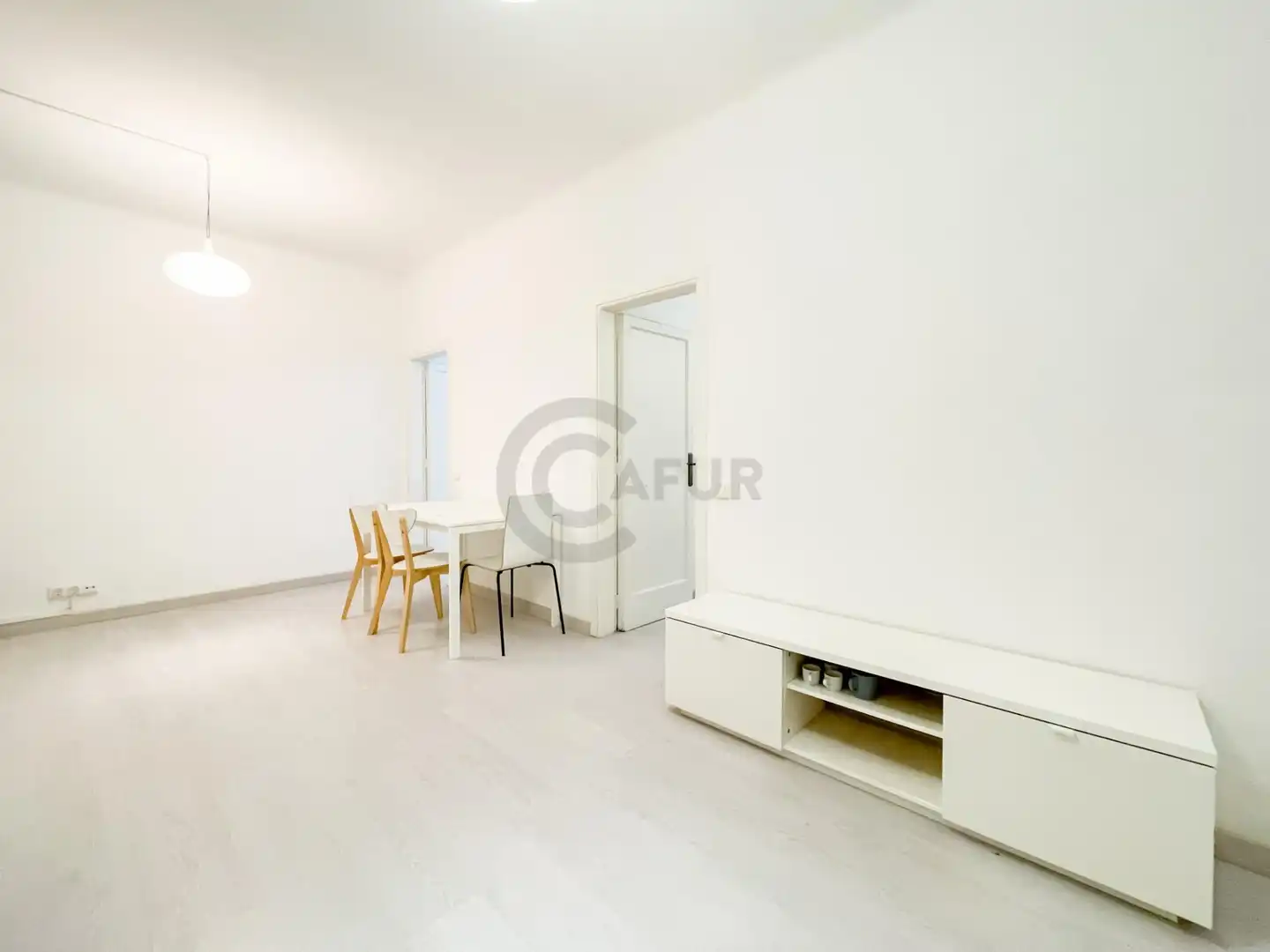 Living room of Flat for sale in Barcelona  with Parquet flooring and Furnished