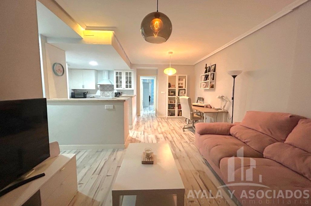 Living room of Flat for sale in La Unión  with Air Conditioner, Heating and Terrace