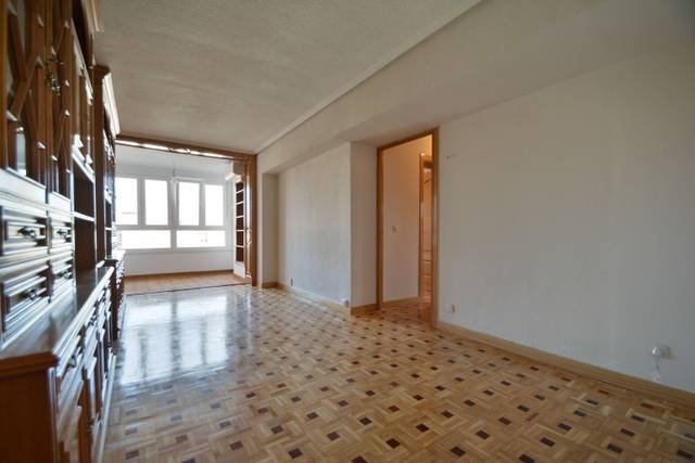 Piso en Alquiler en Calle de López de Hoyos, 472 en Pinar del Rey