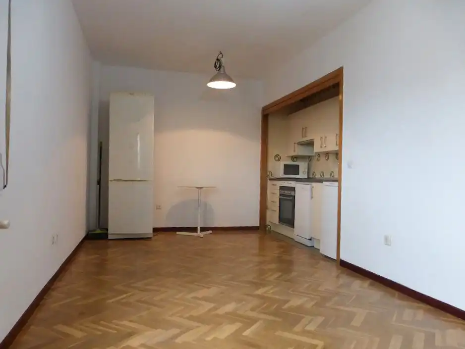 Flat for rent in Avenida de Pablo Iglesias, 46, Bellas Vistas