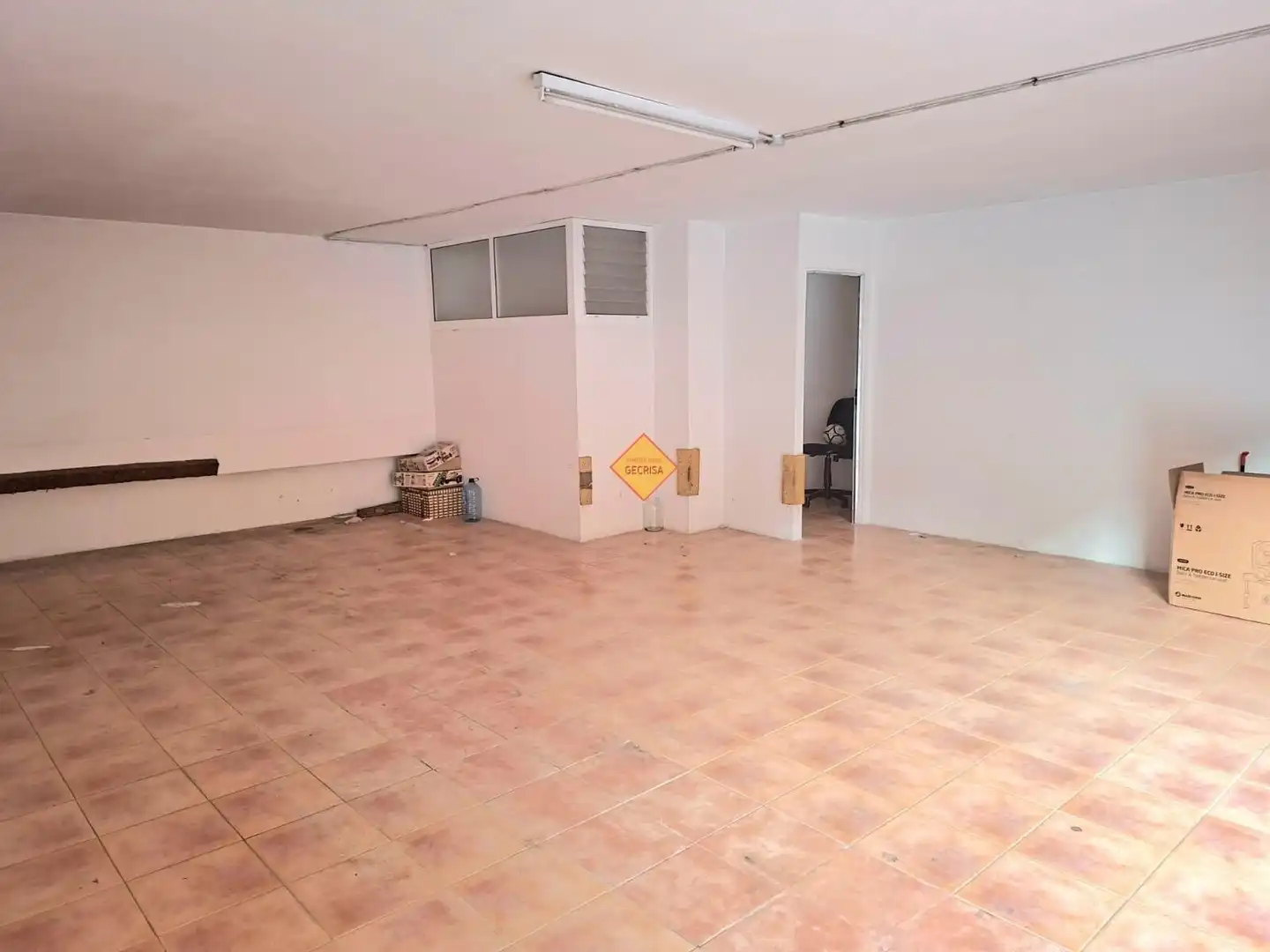 Local en venta en Burjassot