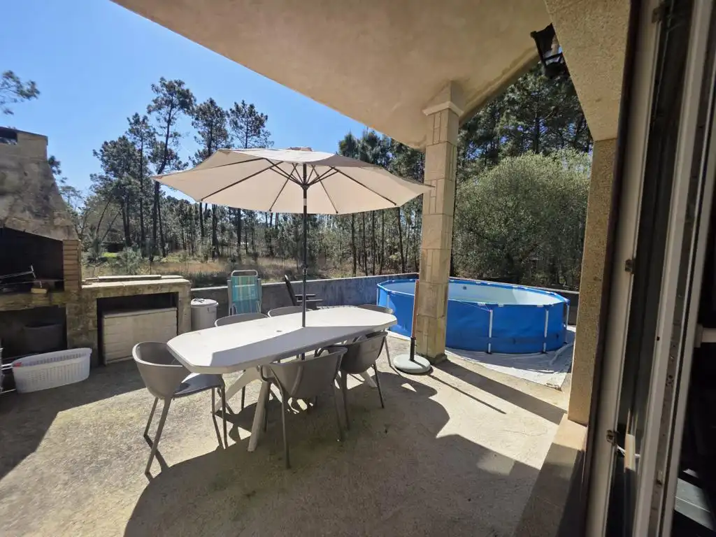 Terraza de Casa o chalet en venta en Boiro con Calefacción, Jardín privado y Parquet