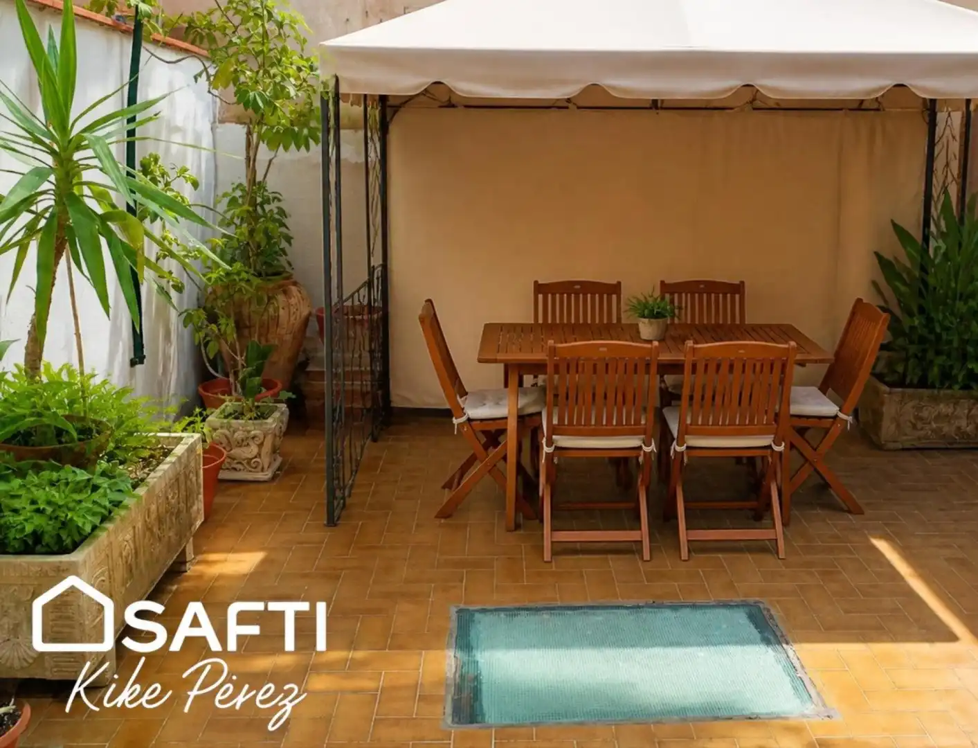 Terraza de Piso en venta en Nou Barris