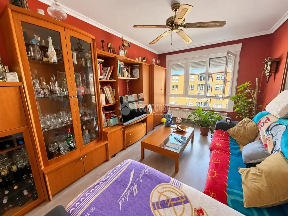 Flat with lift for sale in C. Abad de Santullán, imagen 4