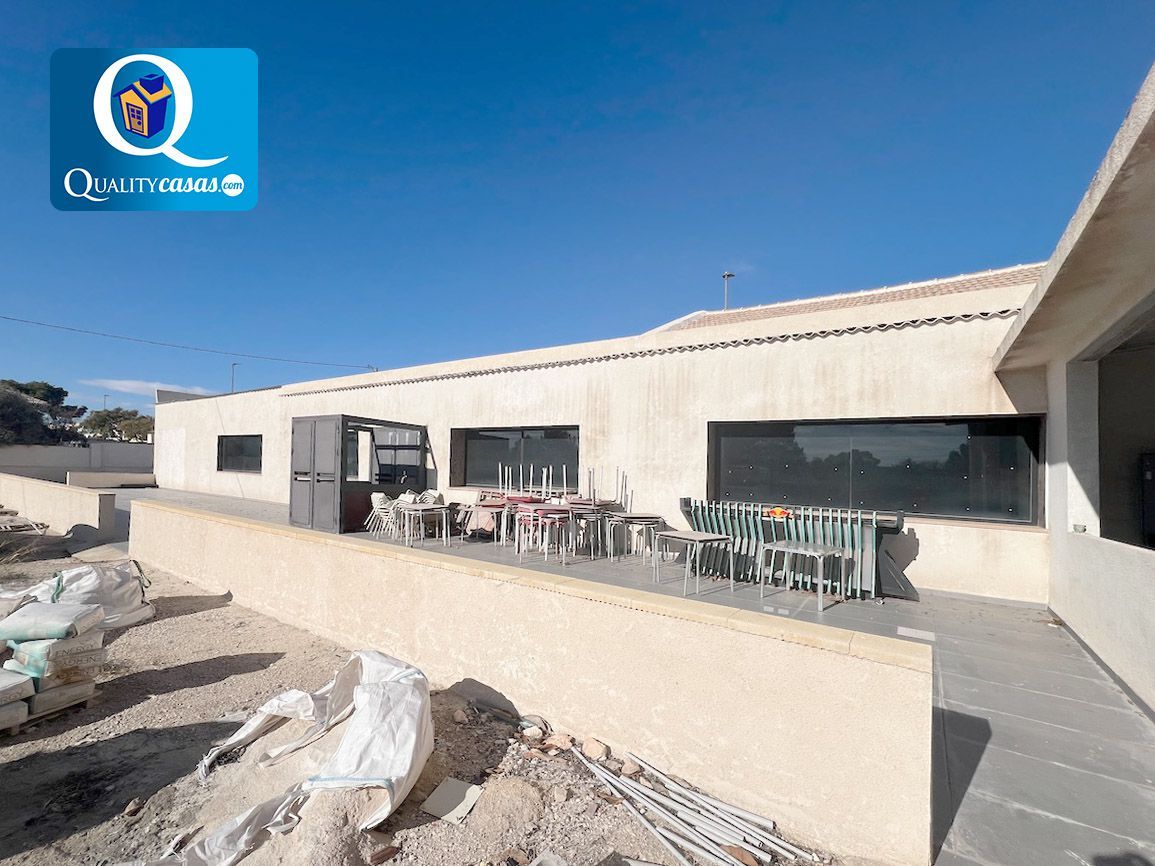 Exterior view of Industrial buildings for sale in San Vicente del Raspeig / Sant Vicent del Raspeig