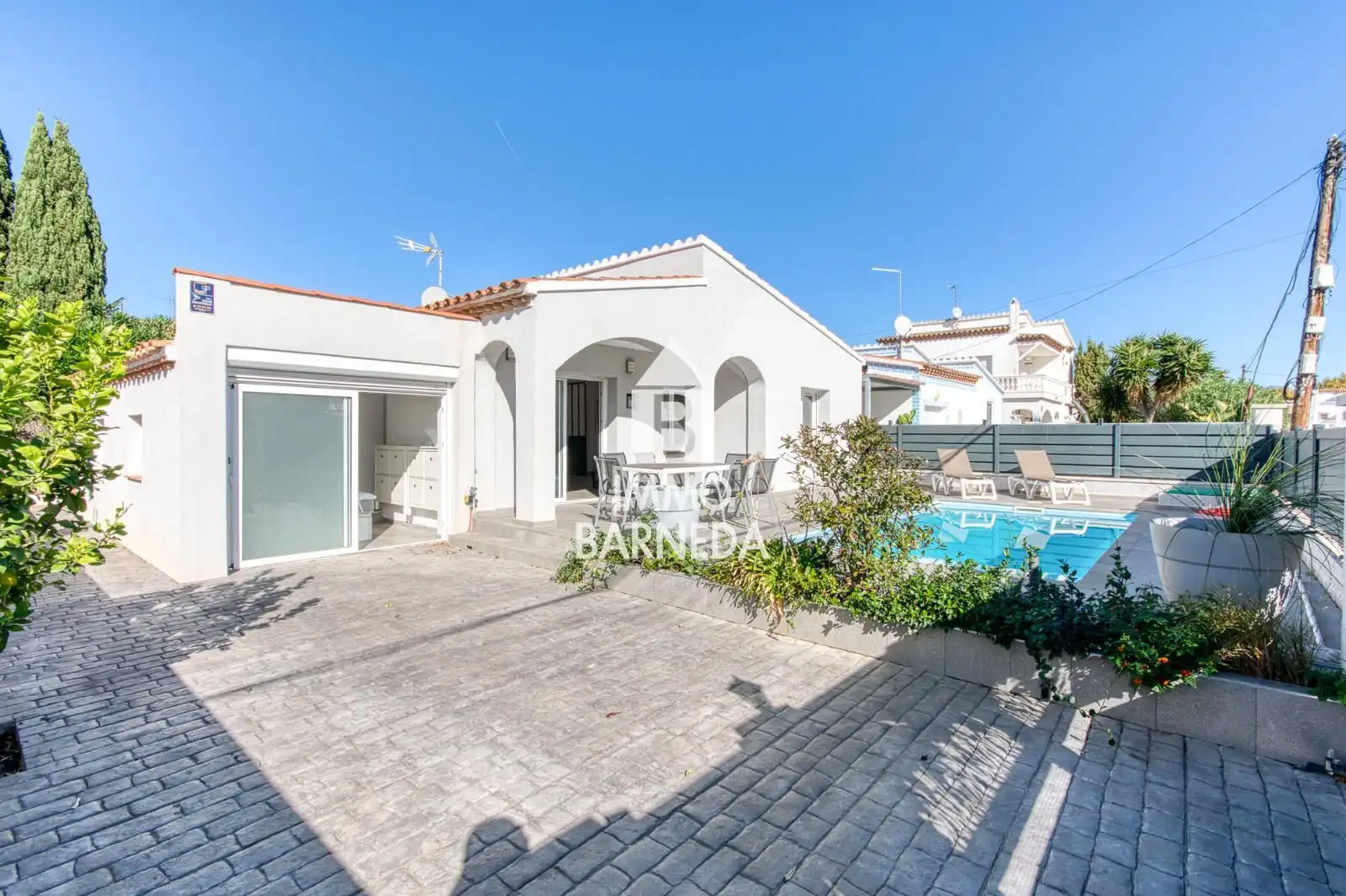 Vista exterior de Casa o chalet en venta en Empuriabrava con Aire acondicionado, Calefacción y Jardín privado