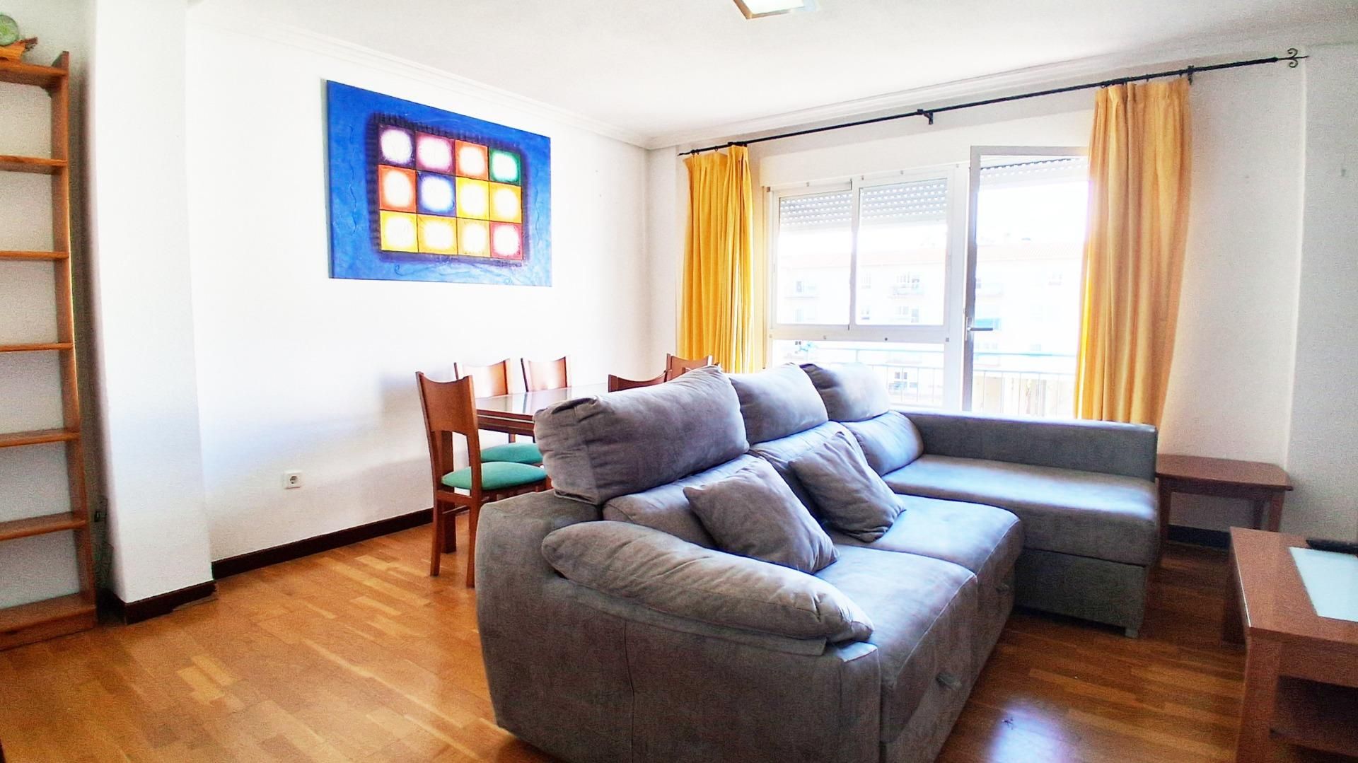 Living room of Flat for sale in Salamanca Capital  with Heating, Terrace and Storage room