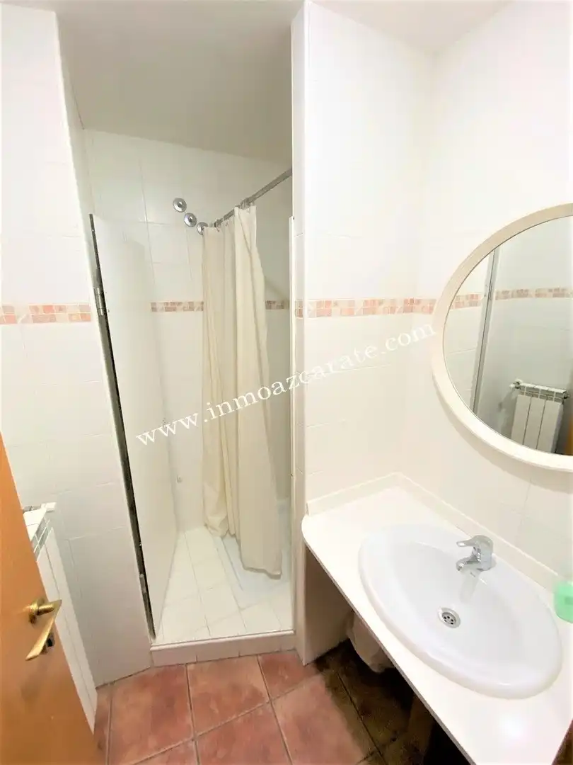 Baño de Edificio en venta en Valle de Yerri / Deierri