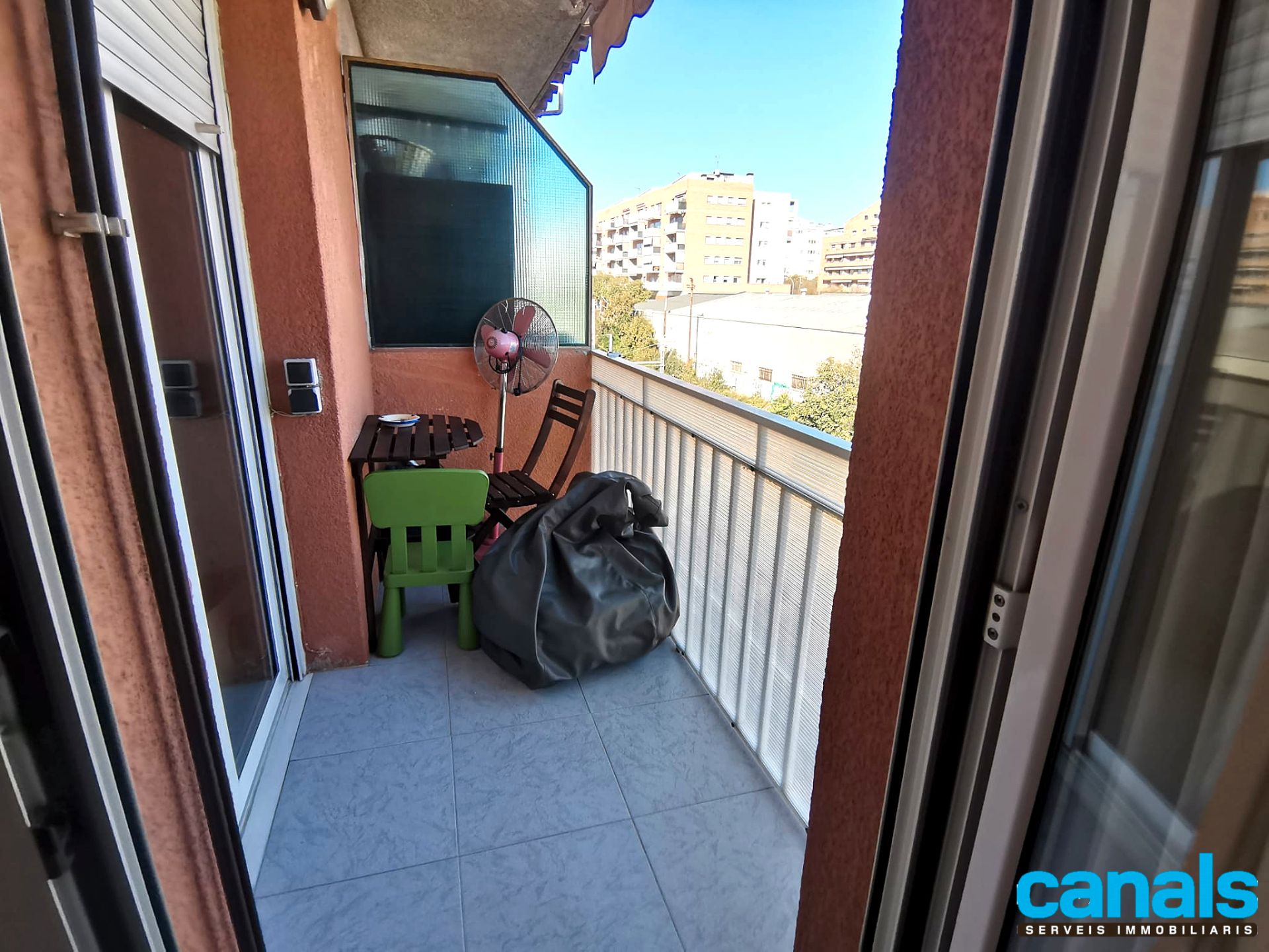 Balcony of Flat for sale in Cerdanyola del Vallès  with Air Conditioner, Heating and Oven
