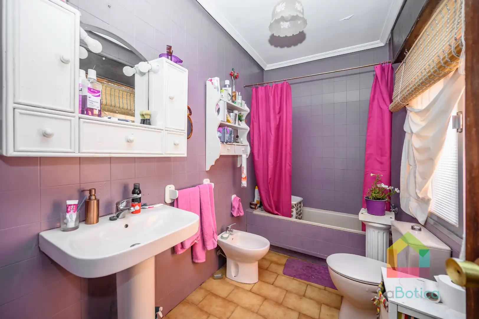 Bathroom of Flat for sale in Villasequilla  with Terrace