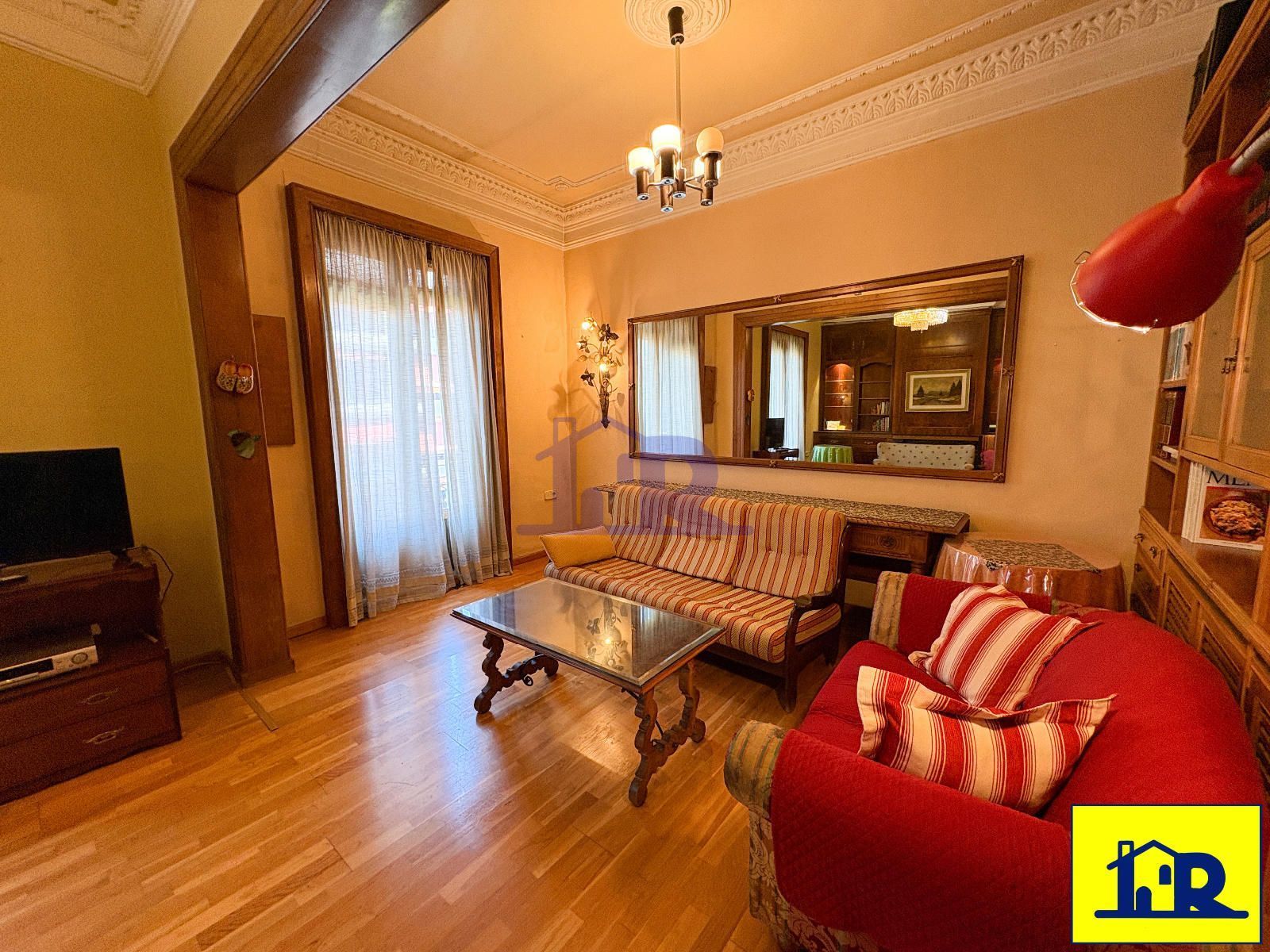 Sala d'estar de Pis en venda en Cuenca Capital amb Calefacció i Terrassa