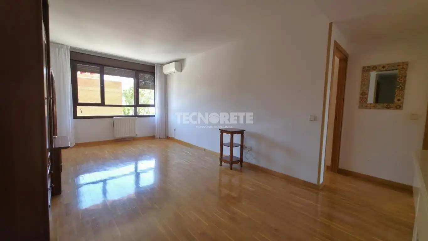 Habitación de Piso en venta en Guadalajara con Calefacción y Terraza